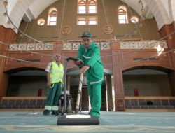 Çankaya'da İbadethanelerde Temizlik Çalışmaları Yoğunlaştı