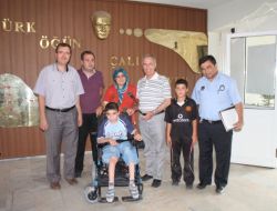 10 Bin Pet Şişeye Bir Akülü Engelli Aracı