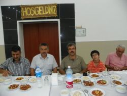 Memurlar İftar Yemeğinde Buluştu