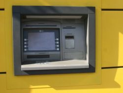 Bankamatikteki Düzenek İhbarı Polisi Alarma Geçirdi