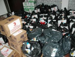 Osmaniye Verem Savaş Derneği Yardım Paketi Dağıttı