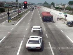 Kural İhlali Yapan Sürücüler Mobeseye Takıldı