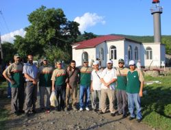 Konyalı Hayırseverler Gürcistan'a Cami Yaptırdı