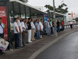 İstanbul Güne Yağmurla Uyandı