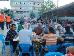 Kalida'dan Köylere Örnek İftar