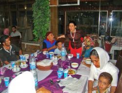 Yeşilköy Belediyesi'nden Yetimlere İftar