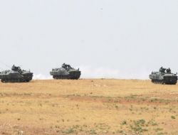 Türk Tankları, Kamışlı Sınırında Tatbikat Yaptı
