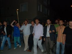 Kocaeli'de Fabrika - Kamyoncu Gerilimi Sürüyor