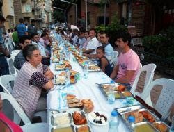 5 Mahalle Bir Arada İftar Yaptı