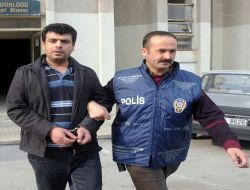 Vatandaşlara Çarparak Gerginliği Tırmandıran Dtp Konvoyundaki Araç Sürücüsü Gözaltına Alındı!