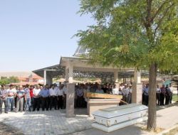 Elektrik Akımına Kapılarak Hayatını Kaybeden 2 Çocuğun Cenazesi Toprağa Verildi