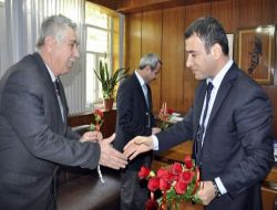 Belediye Başkanı, Mezun Olduğu Okulu Ziyaret Edip Öğretmenler Gününü Kutladı