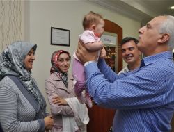 Validen Minik Bebeğe Çeyrek Altın