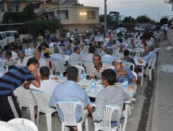 Yüreğir Belediyesi İftar Coşkusunu Beldelere Taşıdı