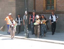 Zabıtadan Dilenci Operasyonu