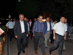 Gümrük ve Ticaret Bakanı Yazıcı Hamamönü’nü Gezdi