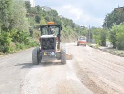 Sathı Asfalt Kaplama Aracı, İlkadım'da Günde 3 Kilometre Yol Yapıyor