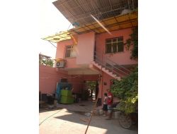 Elinden Kayan Kur'anı Alırken 2. Kattan Düştü