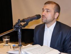 Türk Ve İranlı Hafızlar Kur'an Tilavetinde Bulundu