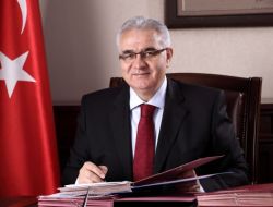 Çorum Valisi Nurullah Çakır Rize Valiliği'ne Atandı