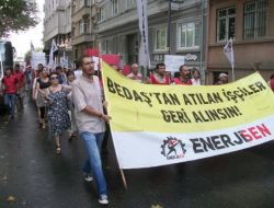 Bedaş Protestosunda Pankart Gerginliği