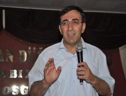 Bakan Yılmaz: Türkiye’de Kim Hangi Dili Konuşmak İstiyorsa Konuşabiliyor