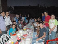 Askere Gidecek Gençlere Her Akşam İftar Ziyafeti Çekiliyor