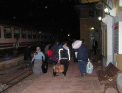 Adana-diyarbakır Treni, Seferini Durdurdu