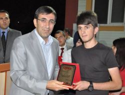 Bakan Yılmaz: Türkiye Alan El Değil, Veren El Haline Geldi