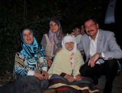 Başkan Gökçek Mavi Göl'de Vatandaşlarla Sahur Yaptı