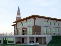 Toki İşçilerinin Yatakhane Yaptığı Tarihi Camiye Büyükşehir Belediyesi El Attı