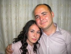 Nişanlısından Ayrılmak İsteyen Kızlarını Odaya Kapatan Aile Tutuklandı