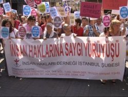 İnsan Hakları Derneği Tutuklamaları Protesto Etti