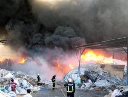 Malatya'da Fabrika Yangını