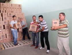 Toroslar Belediyesi 5 Bin Aileye Gıda Yardımında Bulundu