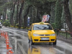 Yozgat’ta Vatandaşlar Yağmurla Serinledi