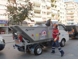 Yayaların Yoğun Olduğu Caddelerdeki Atıkları 'Çöp Taksi' Toplayacak