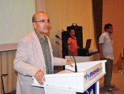 Bakan Şimşek: Etrafımızdaki Bazı Gelişmelere Bakıp, Asla Kötümserliğe Düşmeyelim