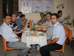 Zafer Fen Anafen Dershanesi'nden İlçe Protokolünü Buluşturan İftar