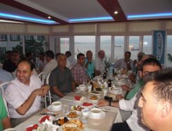 Baniad İşadamlarına İftar Verdi