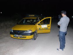 Silahlı 3 Kişi Taksi Sürücüsünü Gasp Etti İddiası