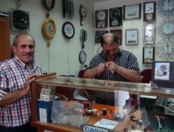 Kol Saati Cep Telefonuna Yenik Düştü