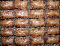 Çikolatalı Baklavayı En Çok Çocuklar Seviyor