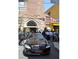 Başbakan Erdoğan, Cuma Namazını Arap Camii'nde Kıldı