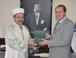 Diyanet İşleri Başkanı Görmez: Selam Kültürünü Unutur Hale Geldik