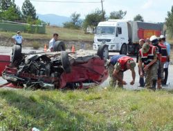 Kastamonu'da Otomobil Kazası: 4 Yaralı