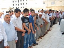 Arakan Müslümanları İçin Gıyabi Cenaze Namazı Kıldılar