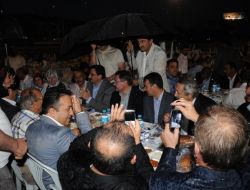 Başkan Gökçek'e Keçiören'de Yağmur Sürprizi