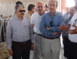 Tarım Bakanı Eker, Biçerdöverin Başına Geçti