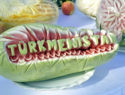 Türkmenistan’da Kavun Şenlikleri Büyük İlgi Gördü